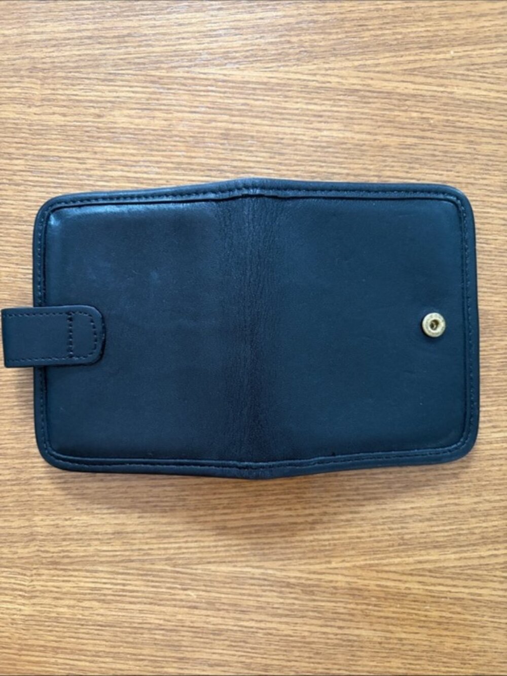 Rare Vintage Coach Black Leather Bifold Wallet Tab Closure Pocket Wallet - Picture 3 of 12